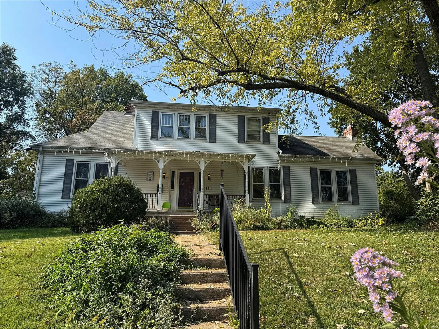 151 N Clay Ave photo 1