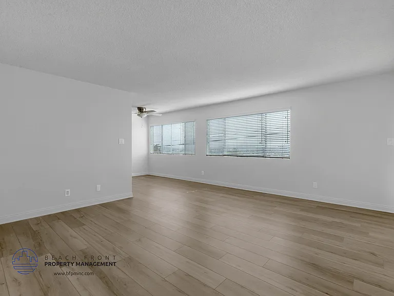 740 W 24th St. — Photo 28