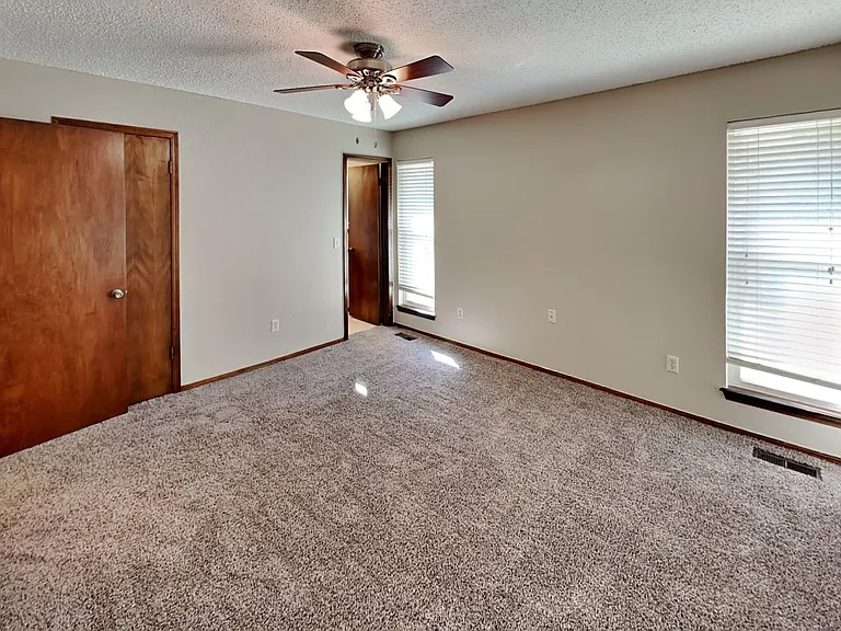 3713 Windscape Ct — Photo 10