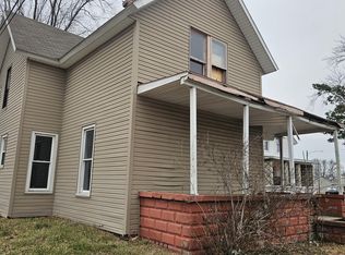 703 W 9th St, Michigan City, IN