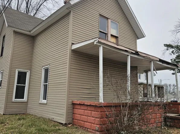 703 W 9th St, Michigan City, IN 46360
