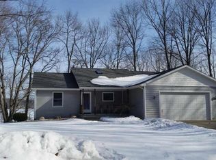 4015 E Townline Rd, Fountain, MI 49410