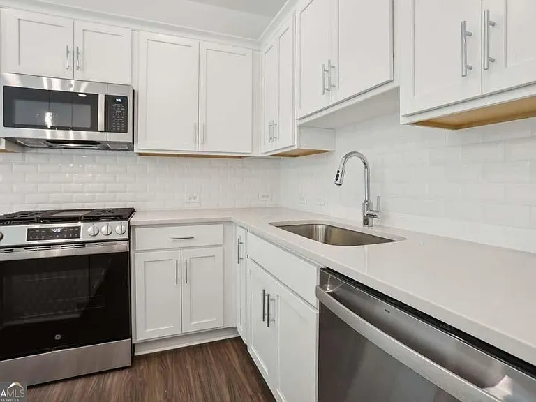 1621 Gunnin Trce NW — Photo 11
