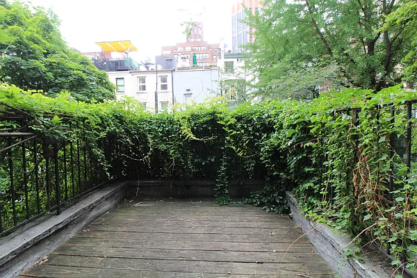 Rented by Maz Group NY | media 2