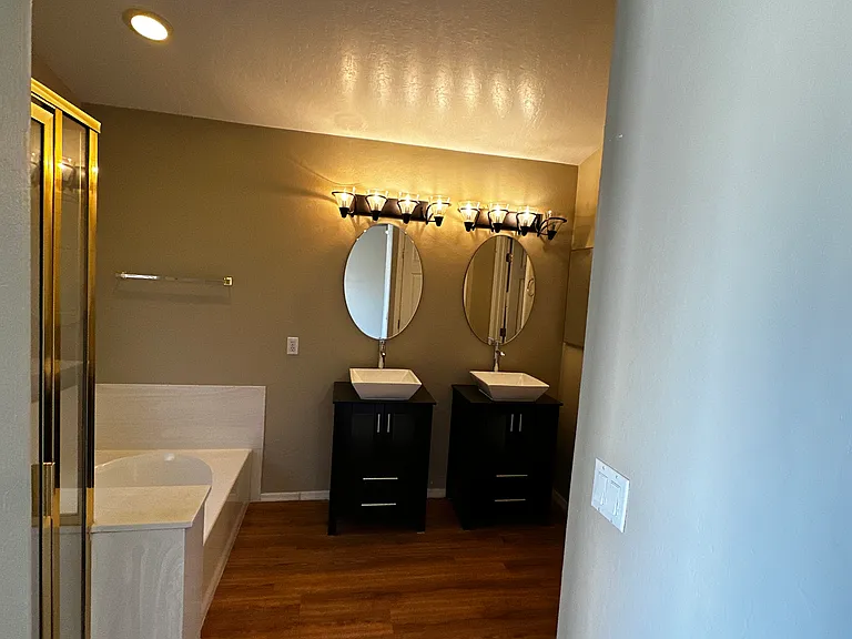 1886 E Oasis Dr — Photo 12