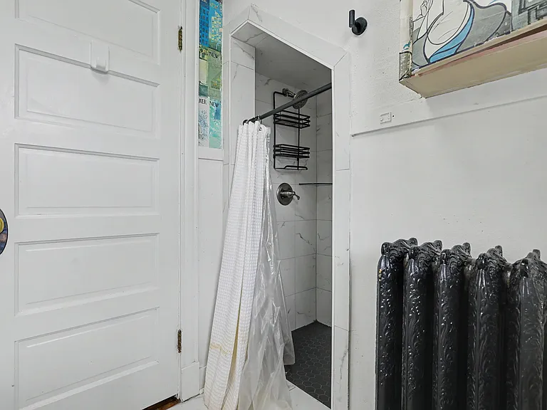 416 E Uintah St — Photo 13