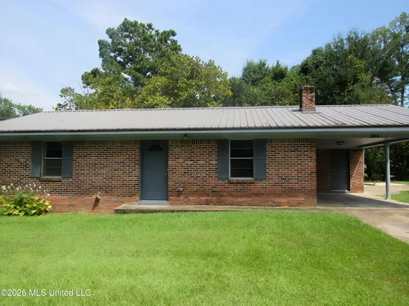 404 N Washington St, Calhoun City, MS 38916