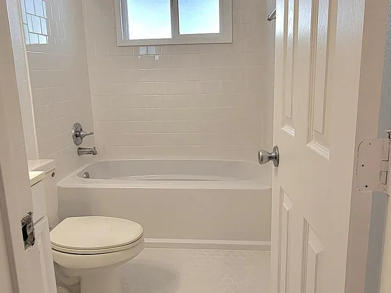 6216 Stanley Ave — Photo 4