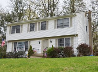 12 Evergreen Pl, Sparta, NJ 07871