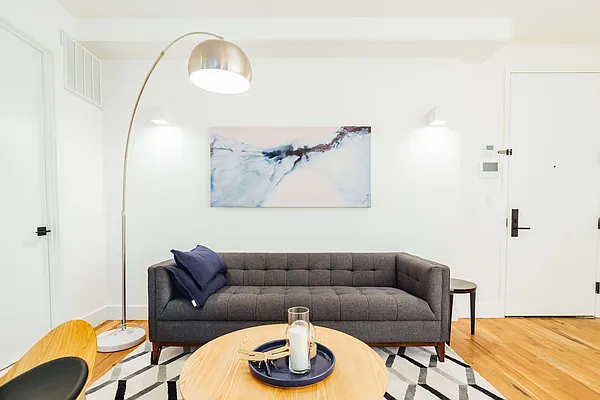 Rented by Nooklyn NYC LLC | media 4