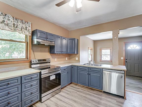 5th image of 11 Taylor Ave