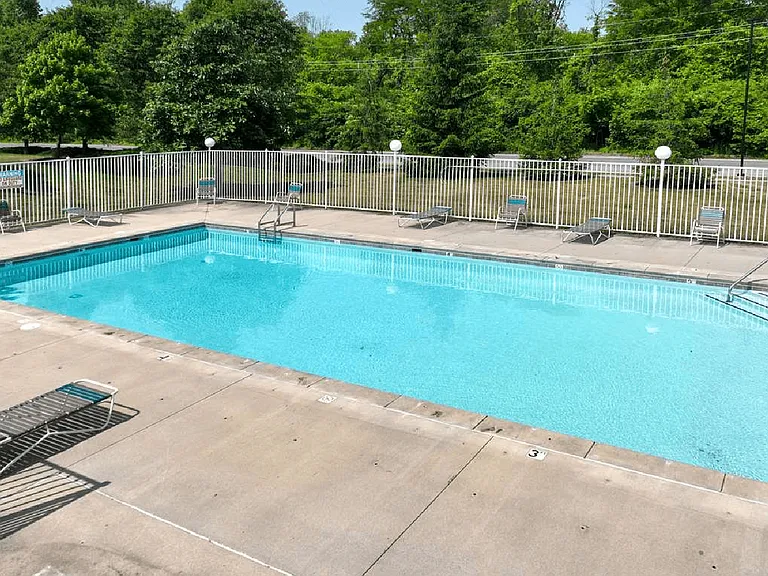 Forest Ridge — Photo 11