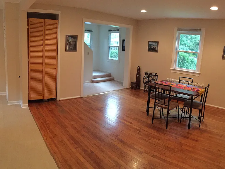 515 S Wakefield St — Photo 4