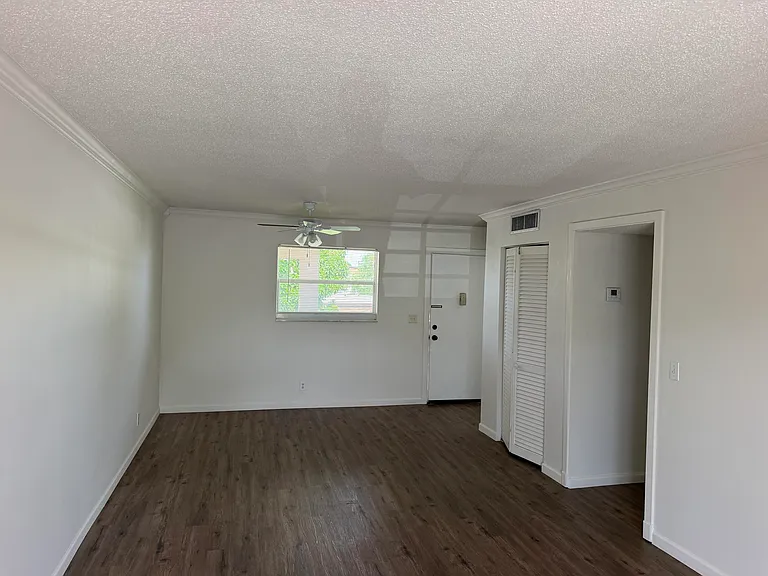 500 Bonnie Blvd #182 — Photo 10