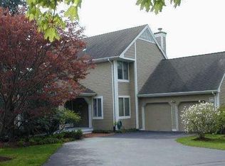 48 Doral Farms Rd, Stamford, CT 06902