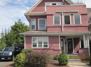 25 Bungalow Ave, Fairfield, CT 06824