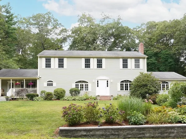 488 Maple St, Franklin, MA 02038