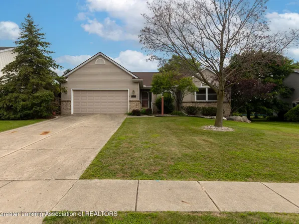 1022 Portman Pl, Lansing, MI 48917