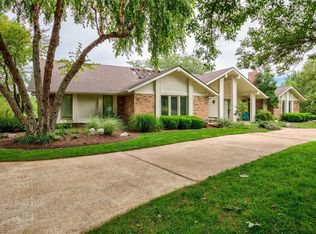 2226 Kehrs Ridge Dr, Chesterfield, MO 63005