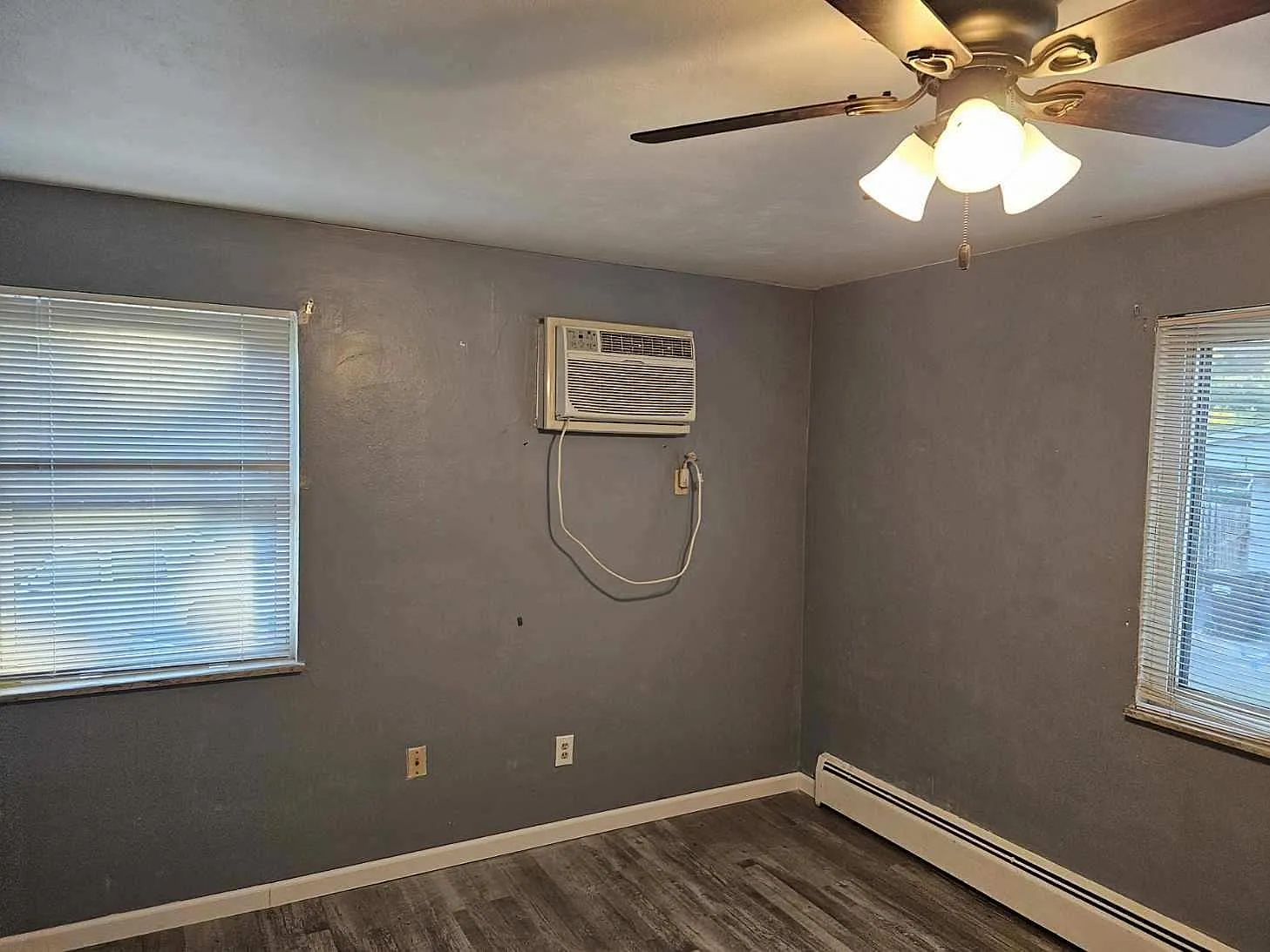 1 bed, 750 sqft, $900 — Photo 2