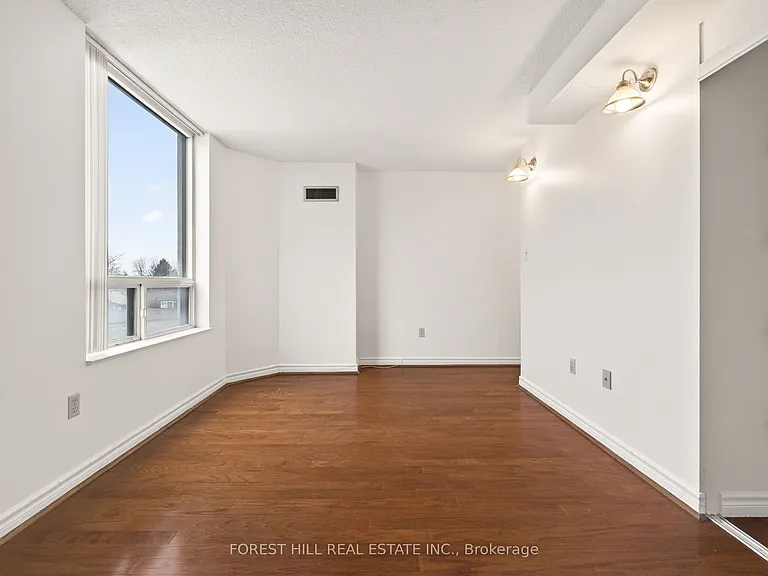 343 Clark Ave W #203 — Photo 24