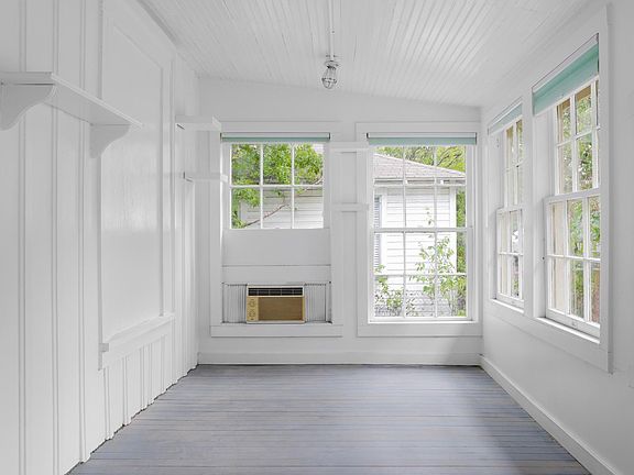 Unconditioned porch/storage space