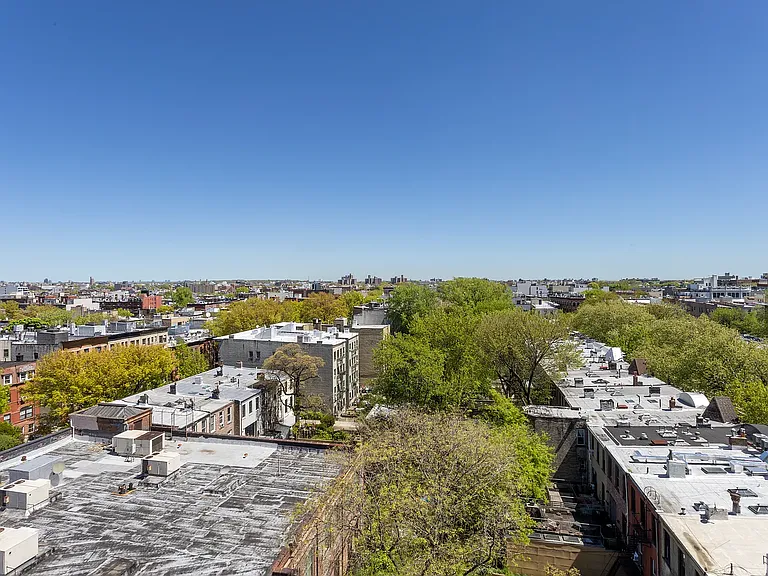 645 Park Pl #8C — Photo 13