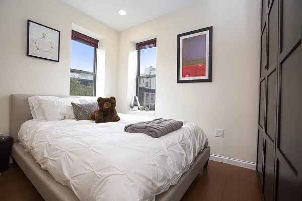 Rented by Pleasant Properties Real Estate LLC | media 14