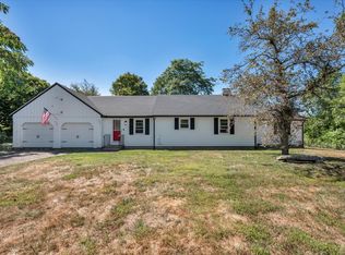 209 Hog Hill Rd, East Hampton, CT 06424