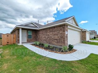 8810 Wooster Trails Dr, Baytown, TX 77521