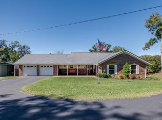 2743 Mouse Tail Rd, Parsons, TN 38363