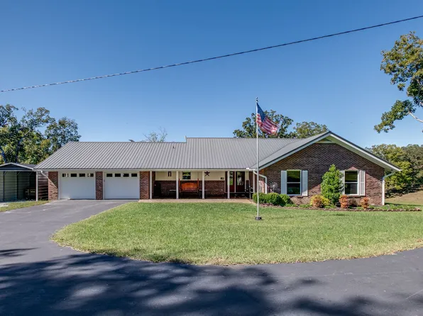 2743 Mouse Tail Rd, Parsons, TN 38363