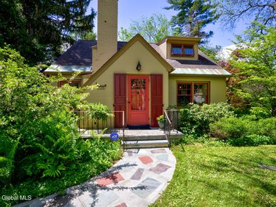 1524 Grenoside Avenue, Niskayuna, NY, 12309