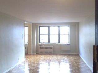 79 E 19th St #3A, Brooklyn, NY 11226