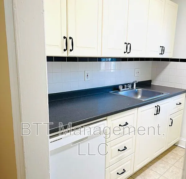 8408 Greenwood Ave #3 — Photo 43