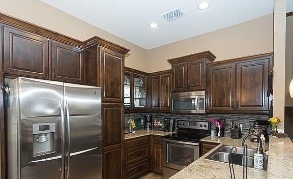 3rd image of 410 Mission Crest Cir