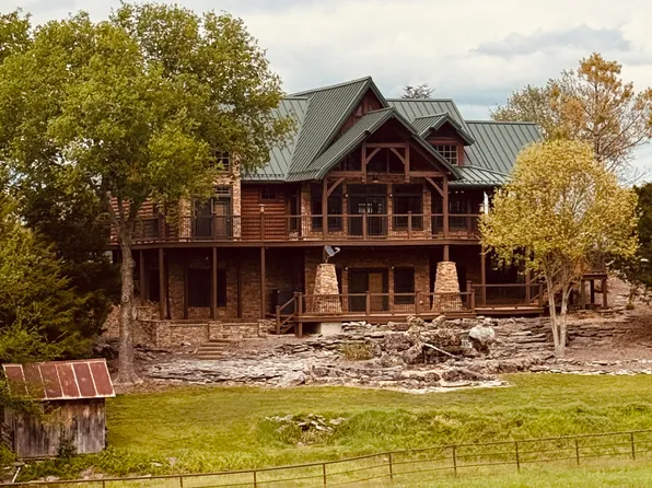 1781 W Blue Springs Road, Nixa, MO 65714