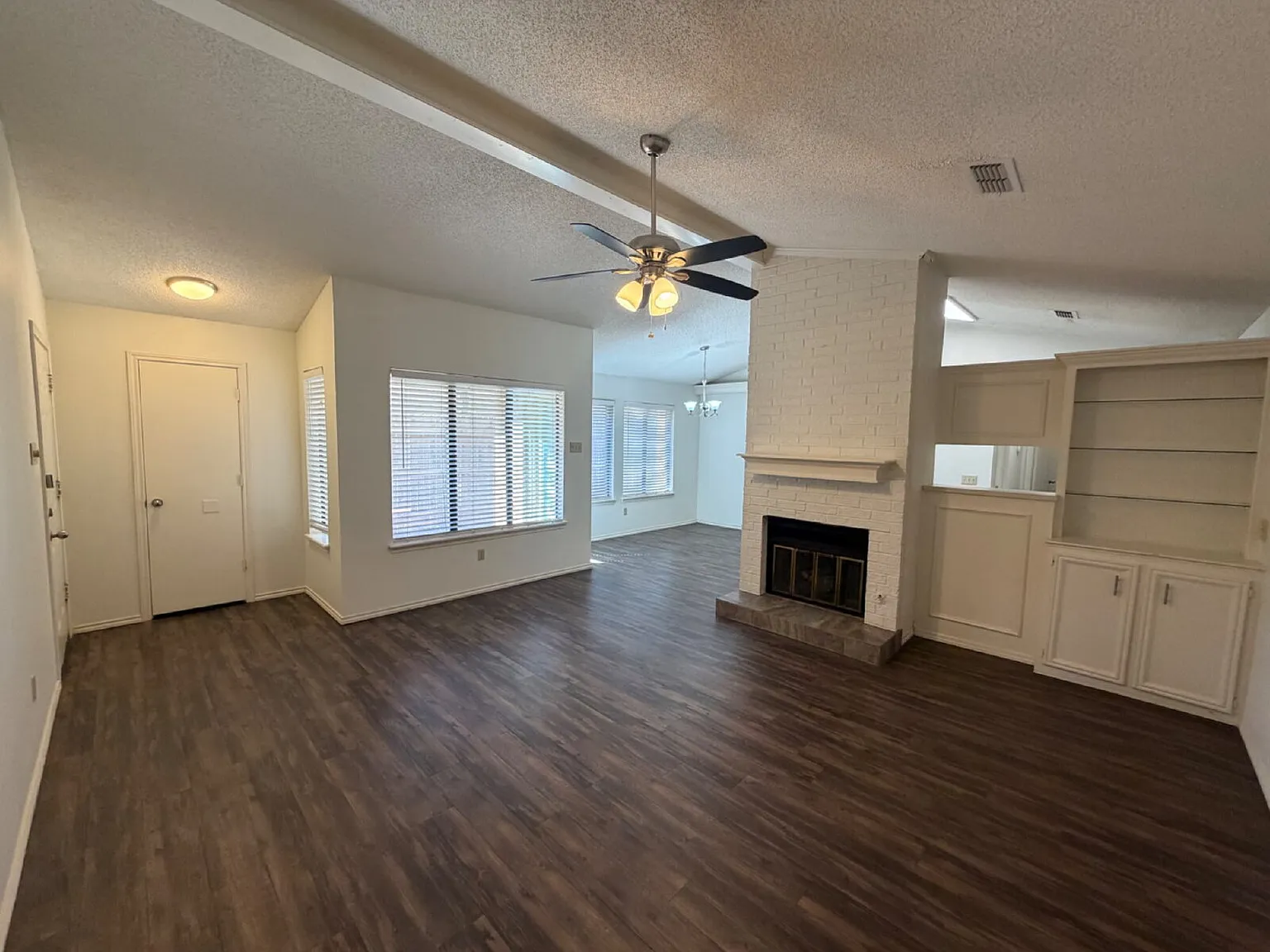 2 bed, 2.0 bath, 1160 sqft, $1,100 — Photo 3
