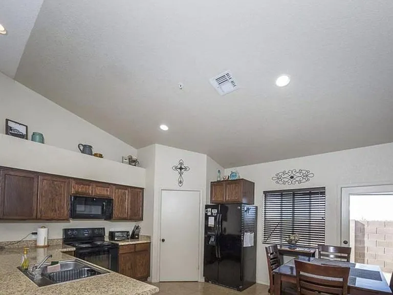 3162 S Robert Way — Photo 3