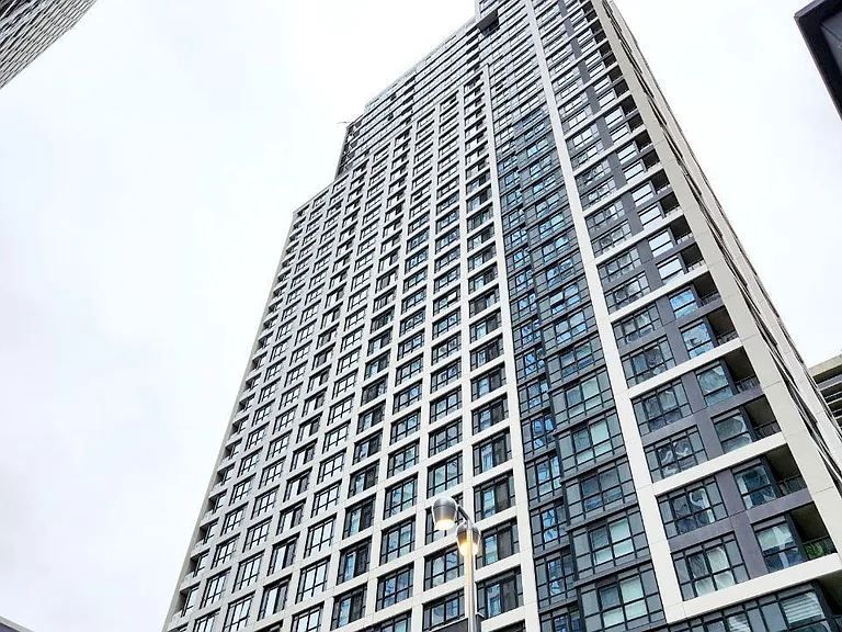 9 Mabelle Ave #1215 — Photo 1