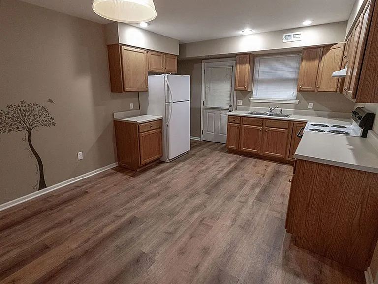 1530 Florence Dr — Photo 3