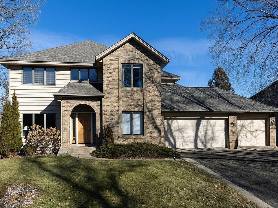 1st image of 1914 Woodstone Dr