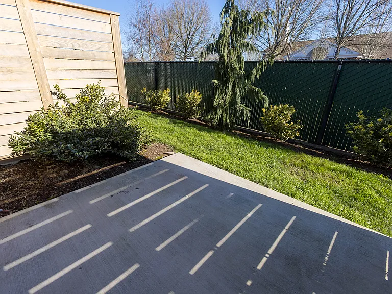 Waverly Townhomes — Photo 9