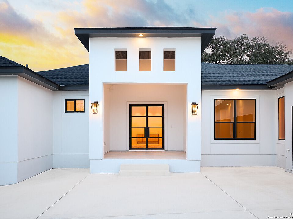 1st image of 26102 TIVOLI MESA