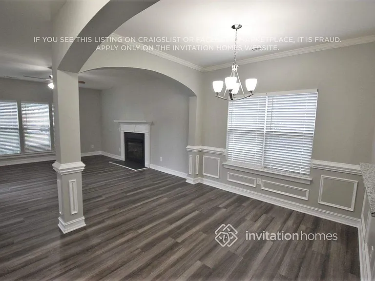 8527 Castle Cliff Dr — Photo 3