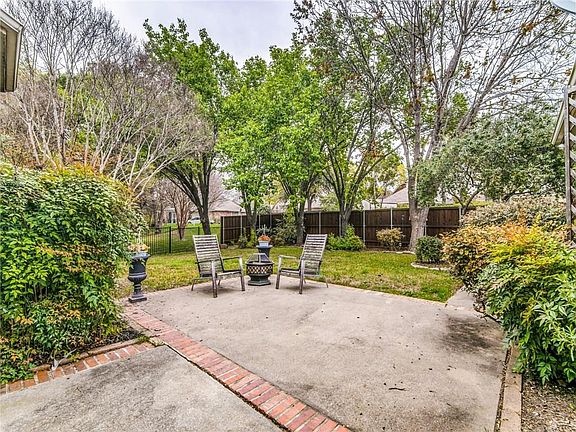 4th image of 8912 Canyonlands Dr