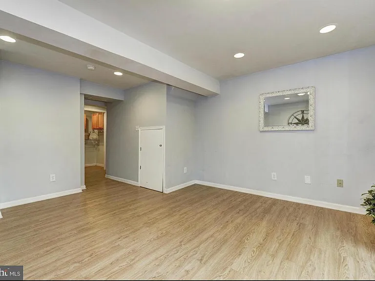 5234 Saint Genevieve Pl — Photo 11