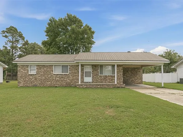 205 S Lunbeck Ave, Gideon, MO 63848
