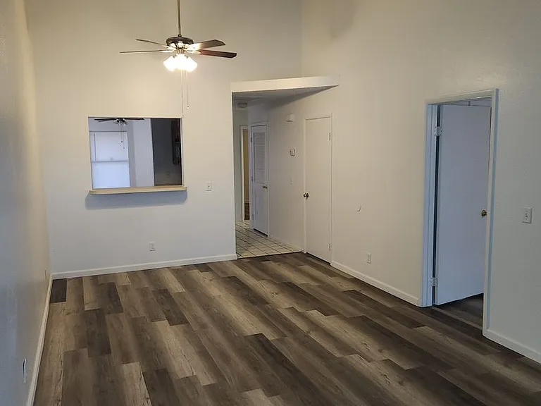 7048 Picaroon Ln — Photo 10