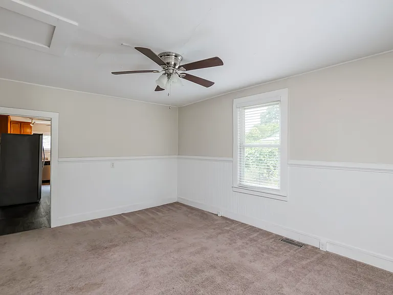 319 Oliver St — Photo 11